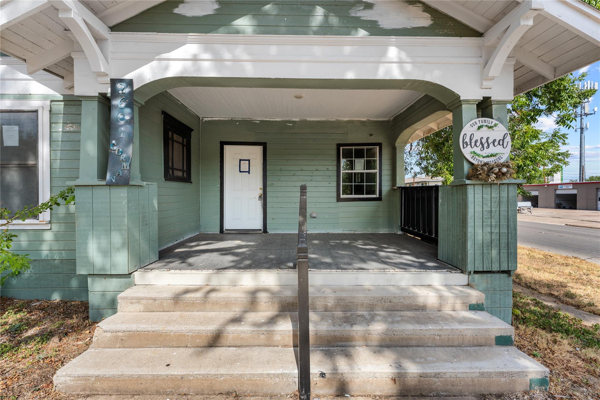 main property photo 5