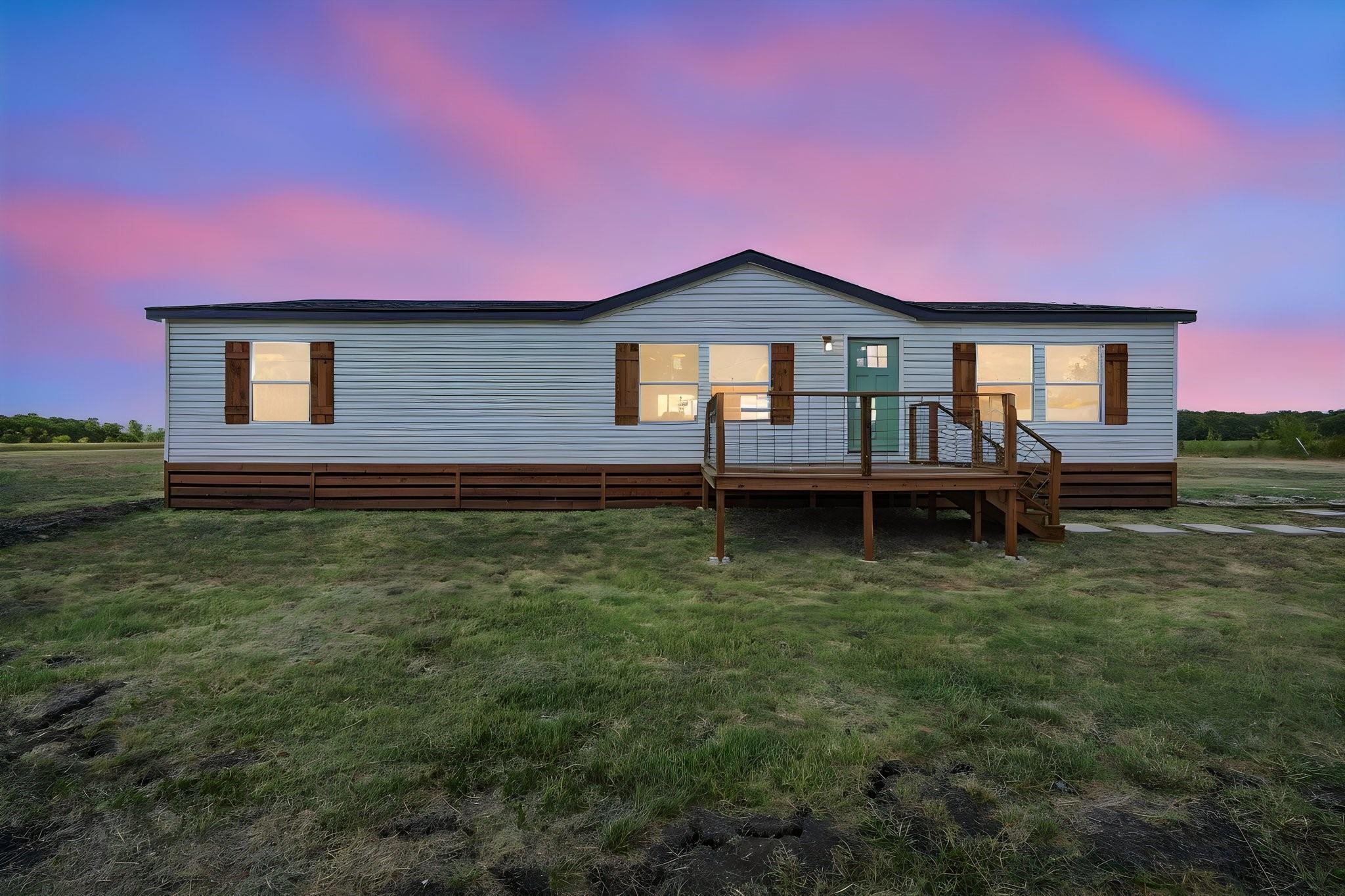 main property photo 28