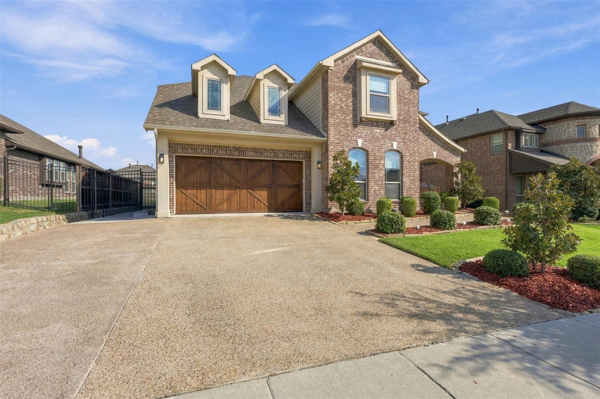 main property photo 6