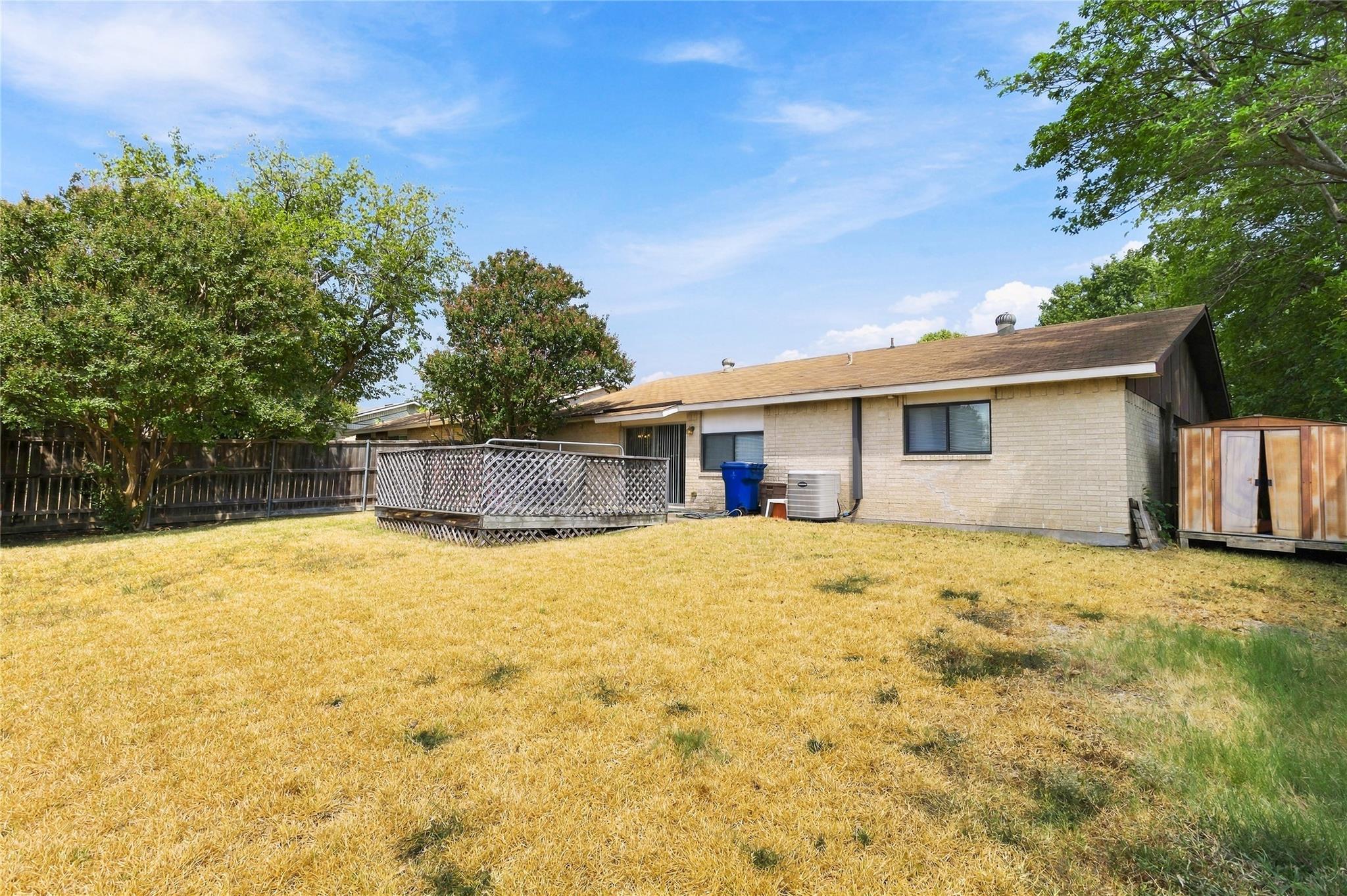 main property photo 37