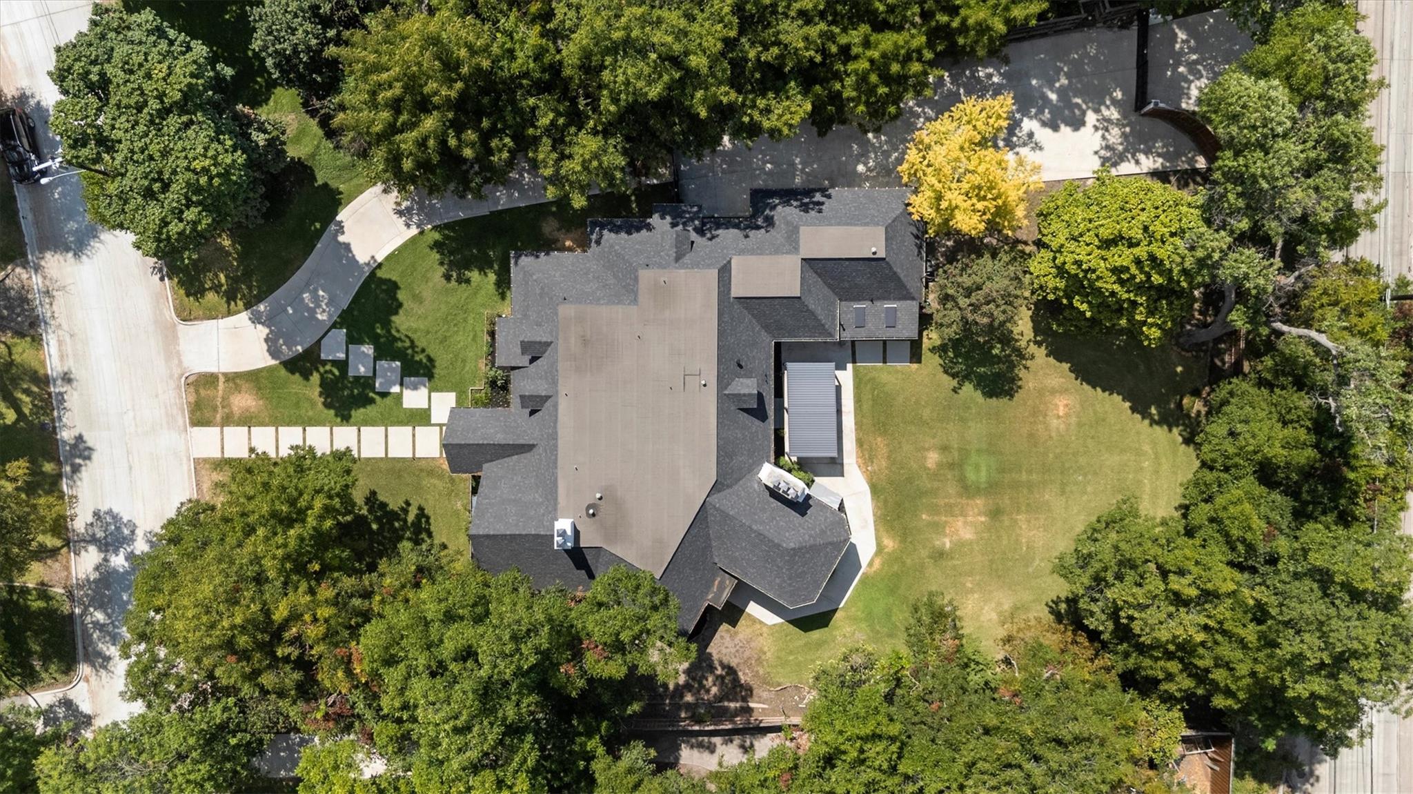 main property photo 39