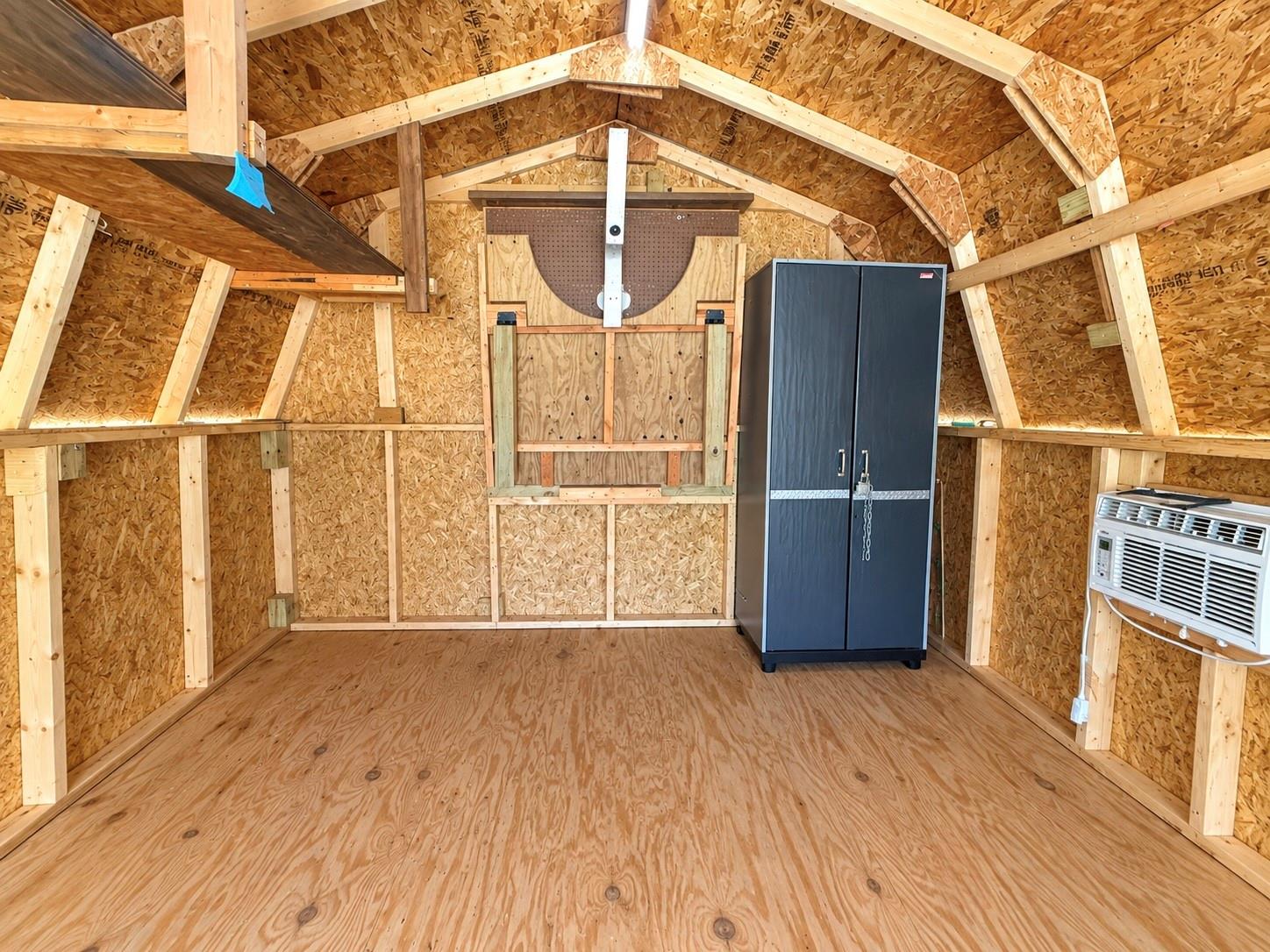 main property photo 11