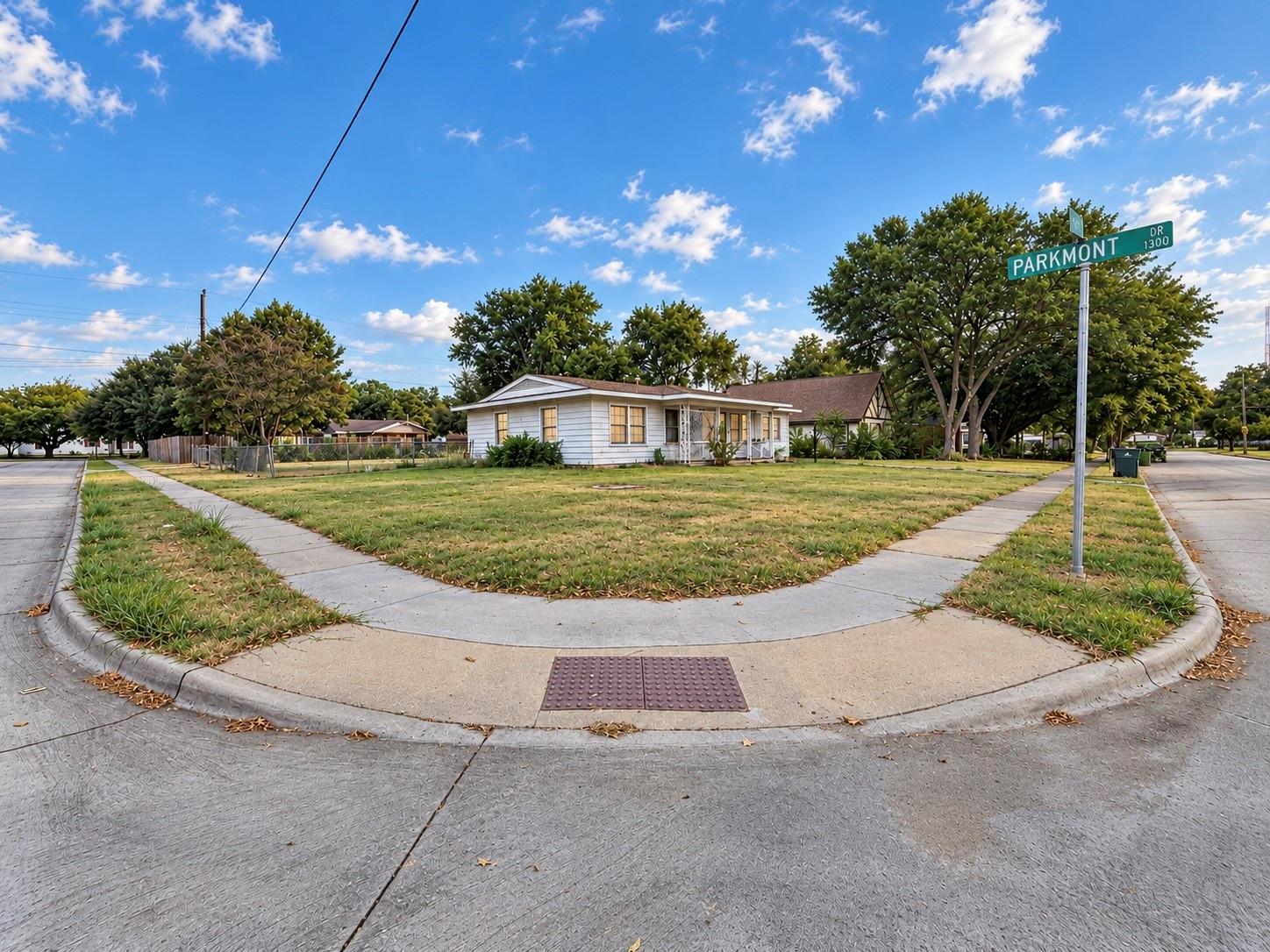 main property photo 38