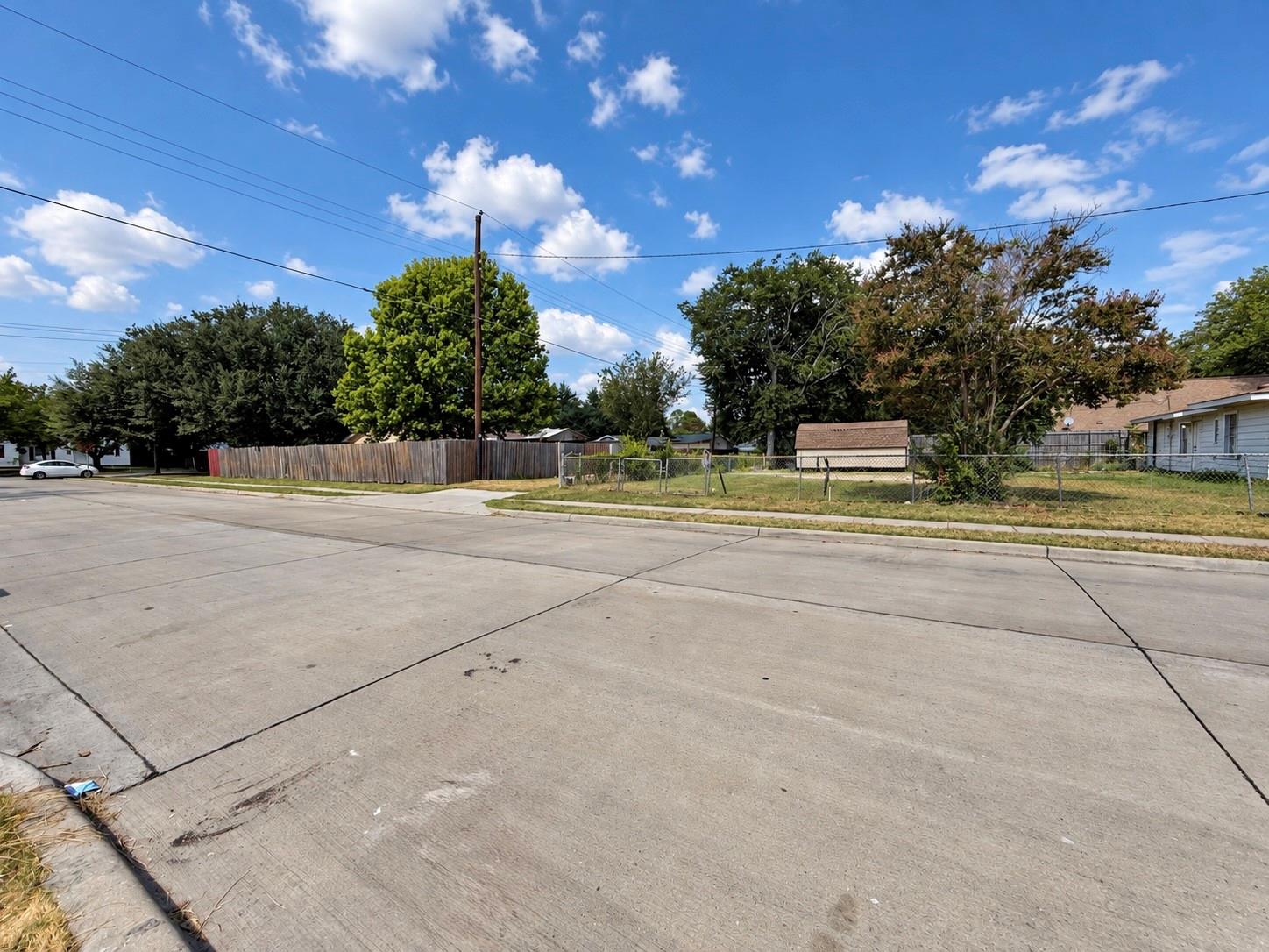 main property photo 39