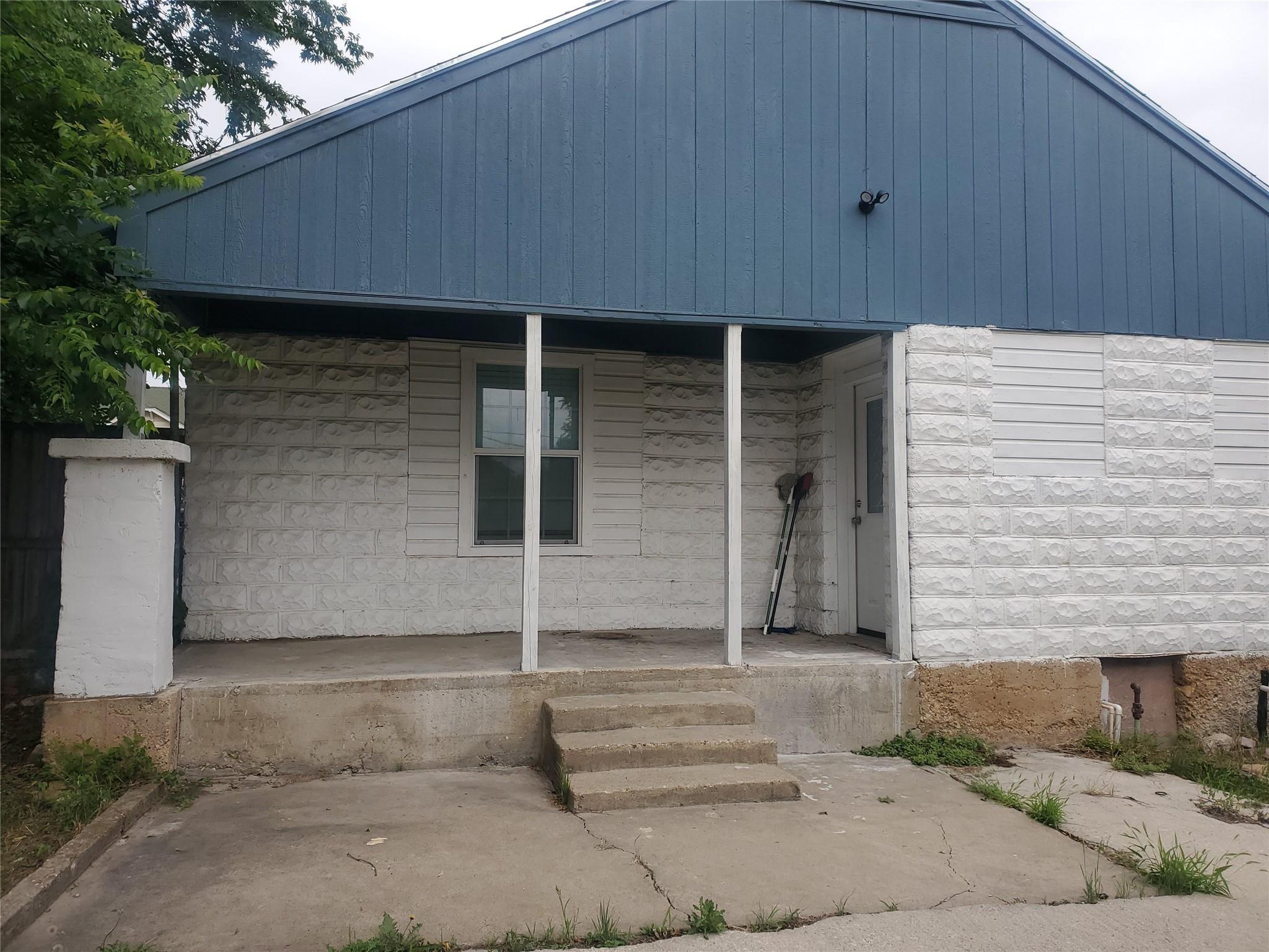 main property photo 19