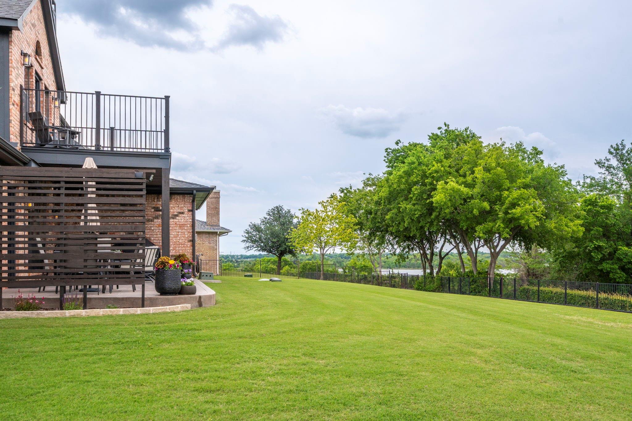 main property photo 31