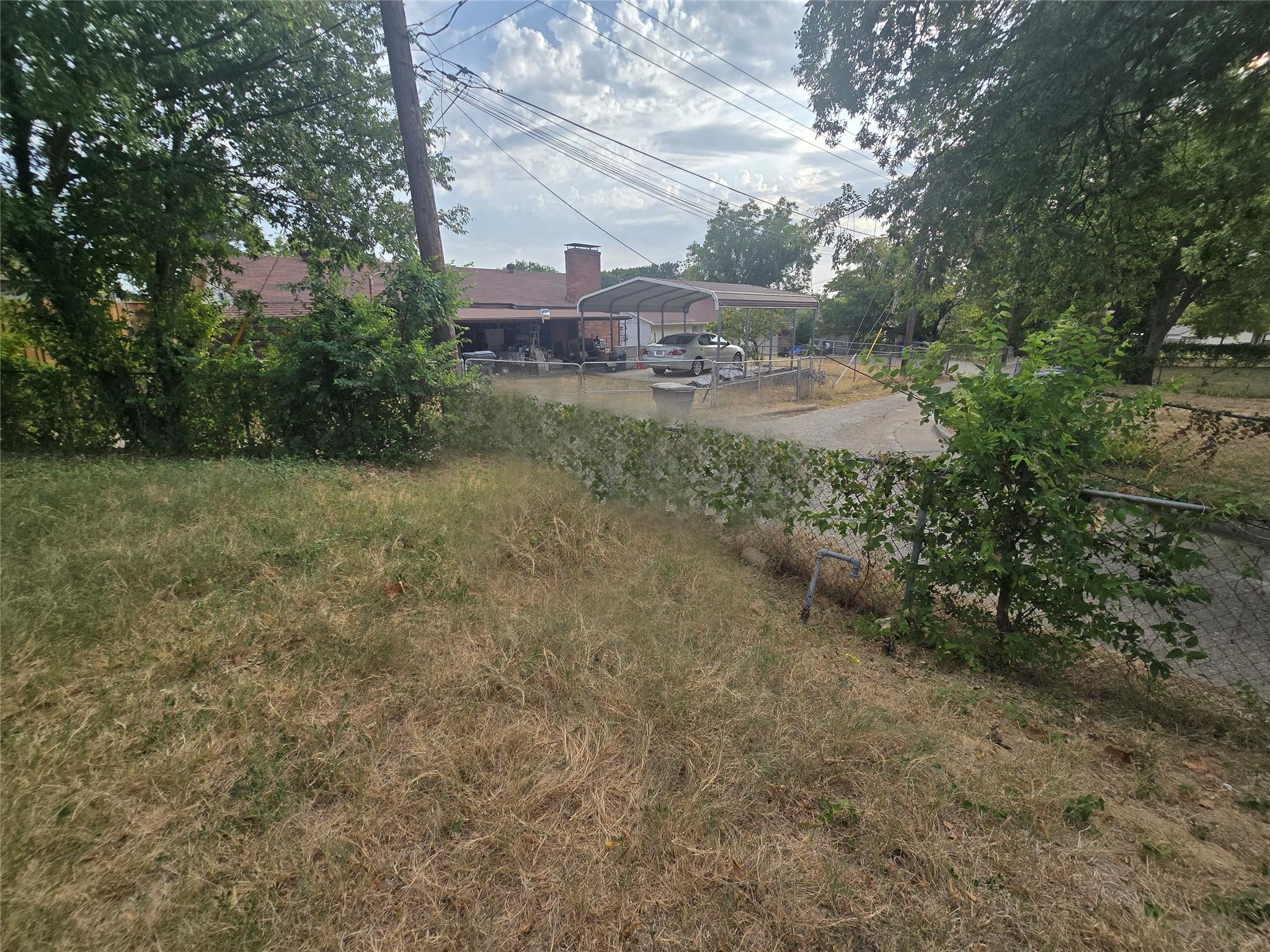 main property photo 37