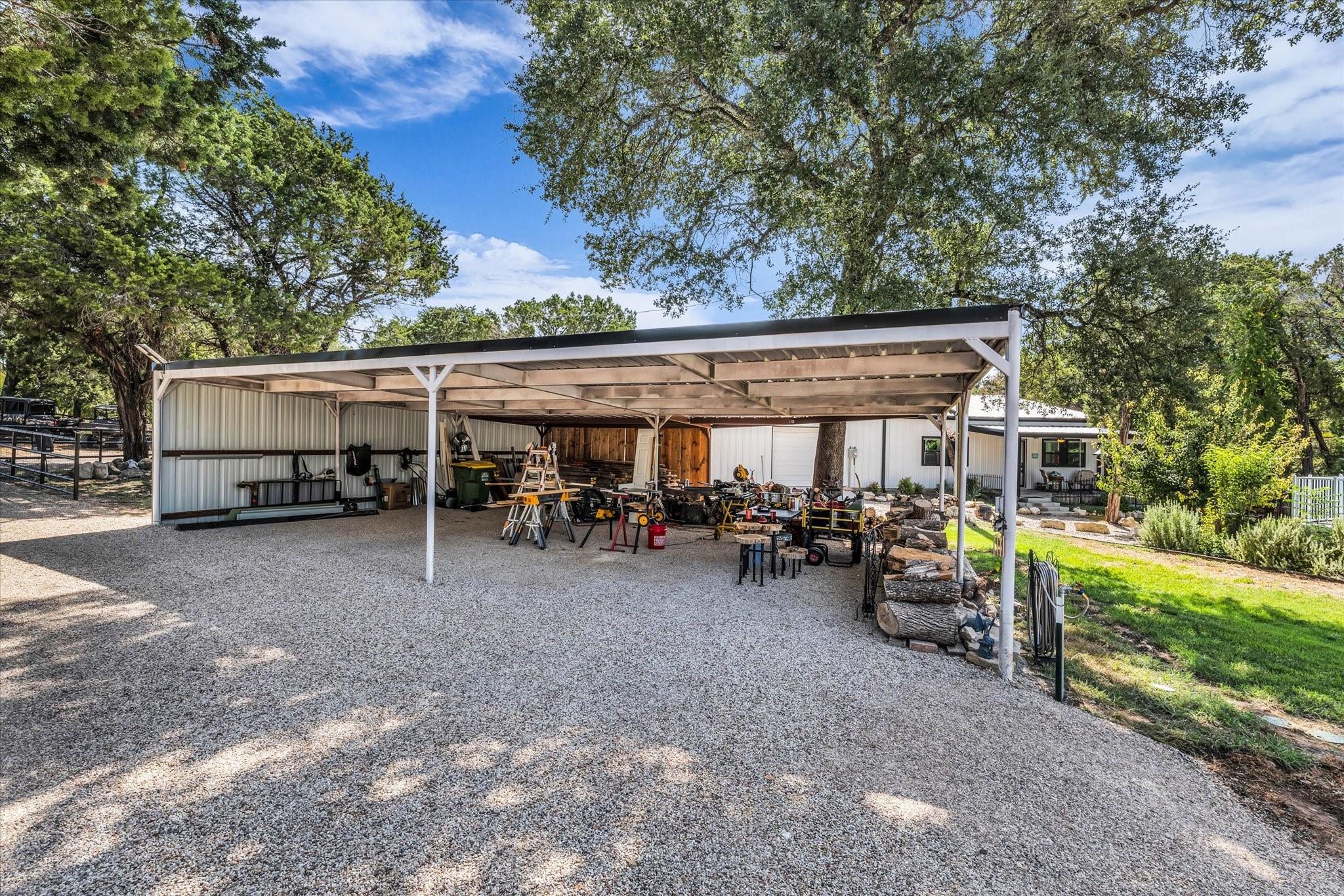 main property photo 31