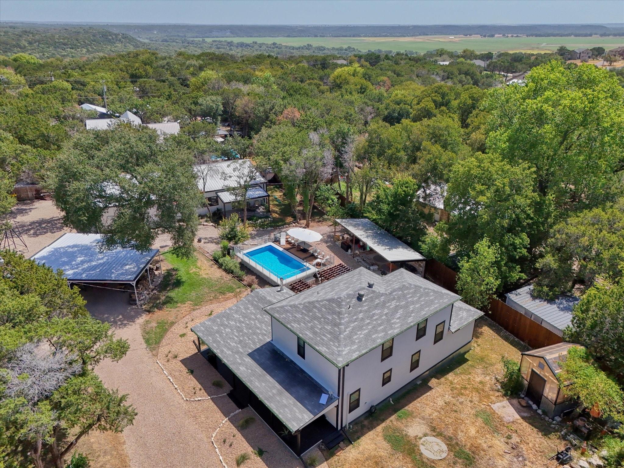main property photo 33