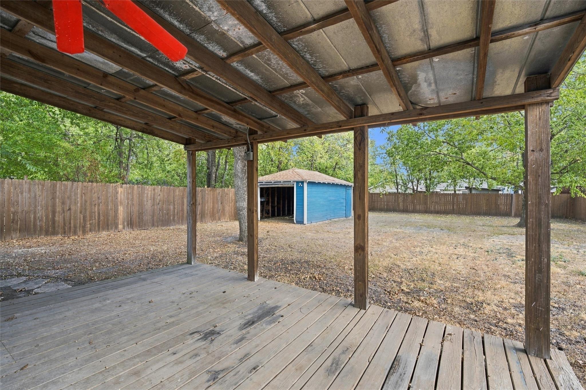 main property photo 17
