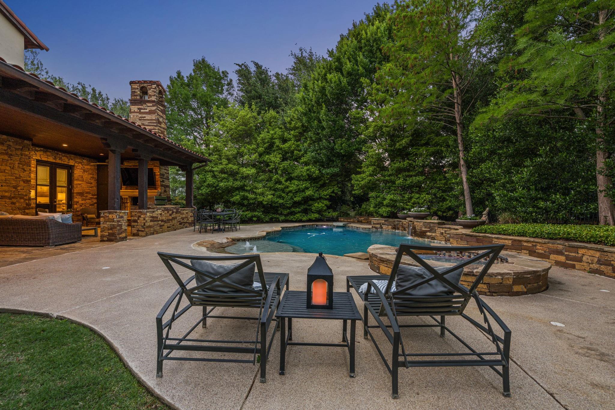 main property photo 31