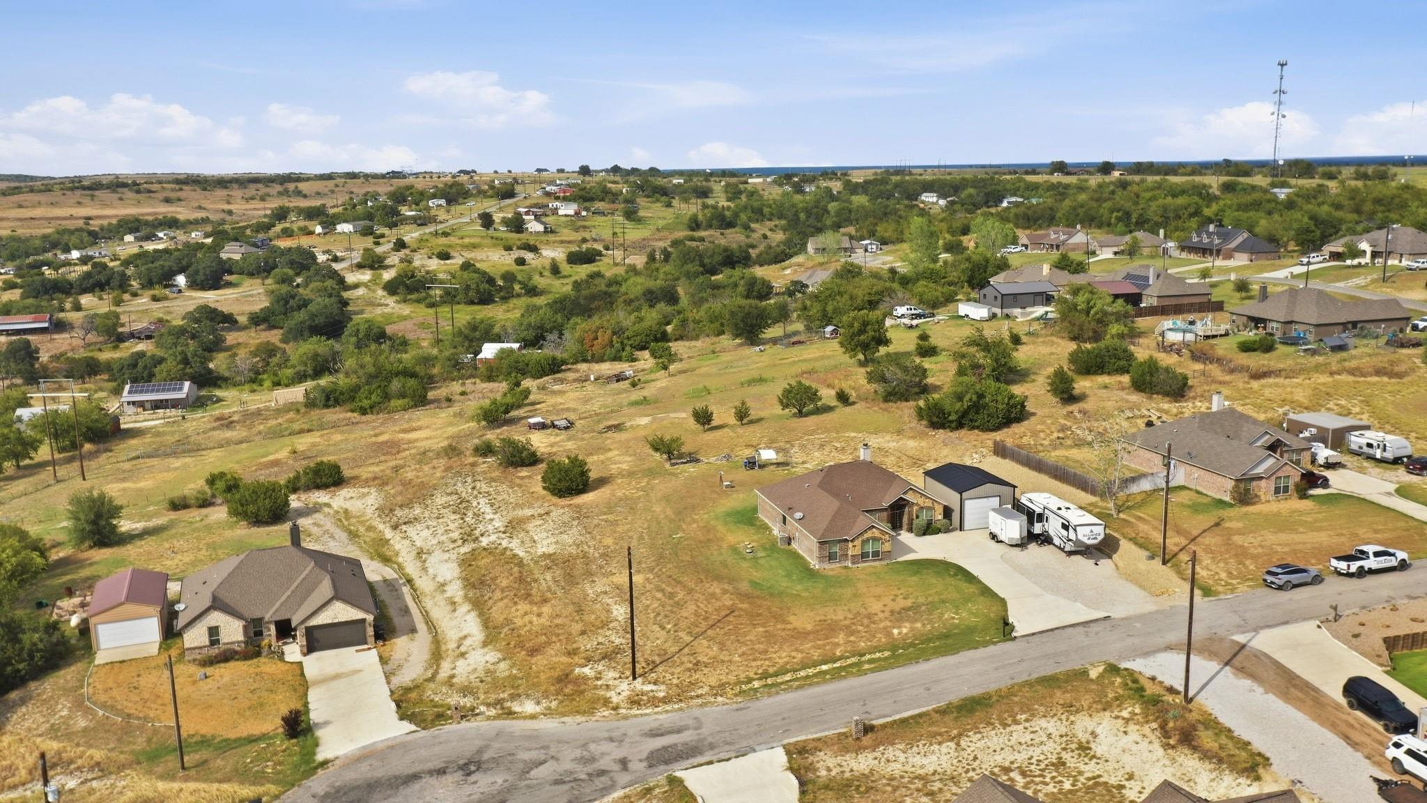main property photo 16