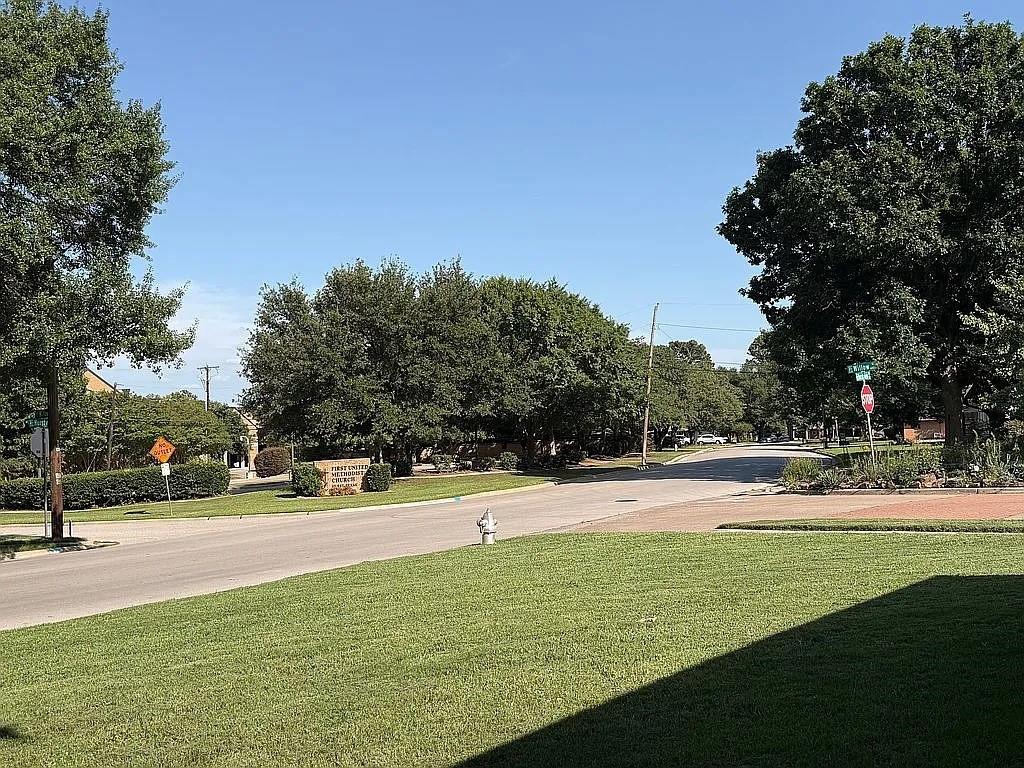 main property photo 5