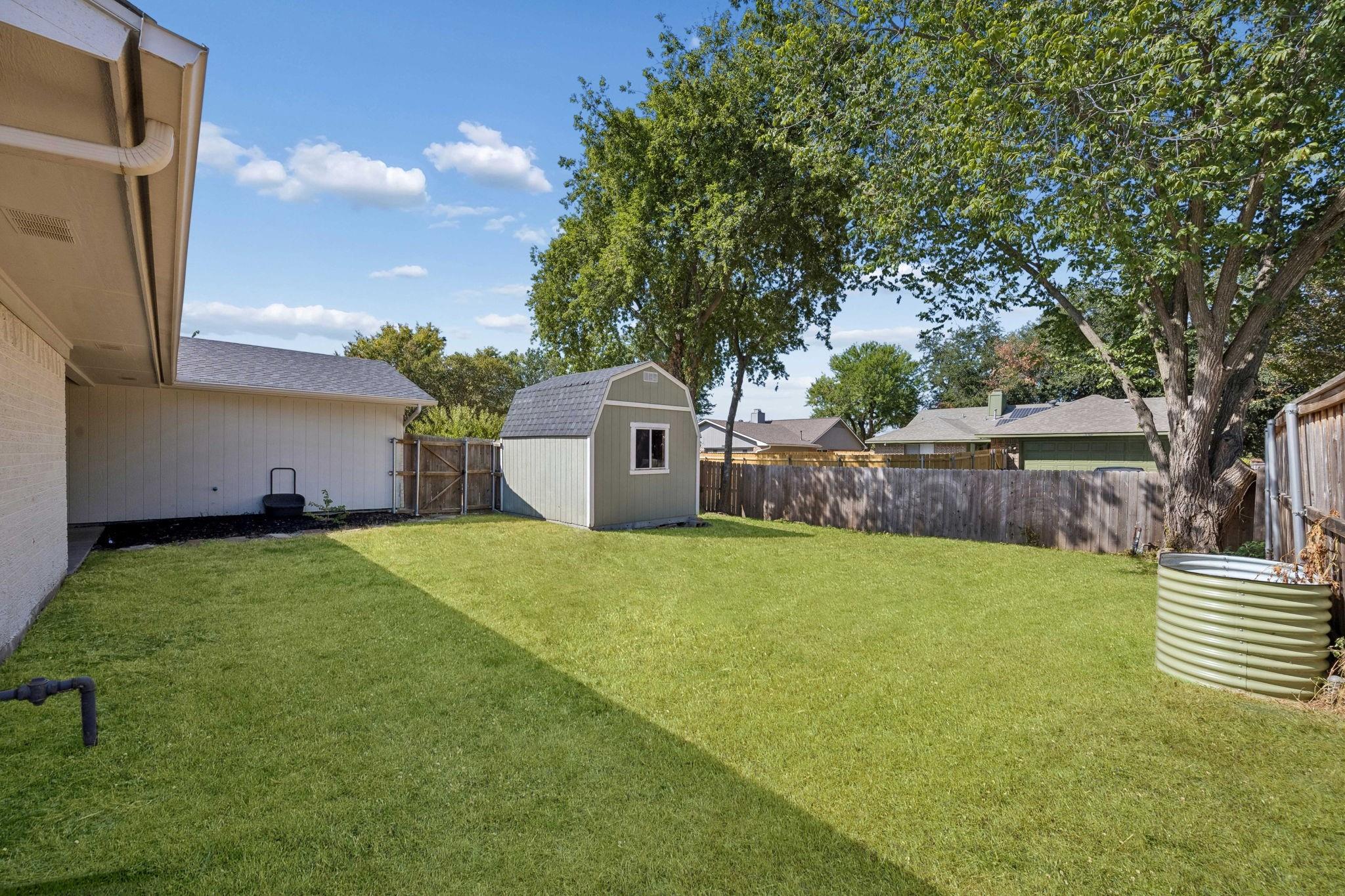 main property photo 27