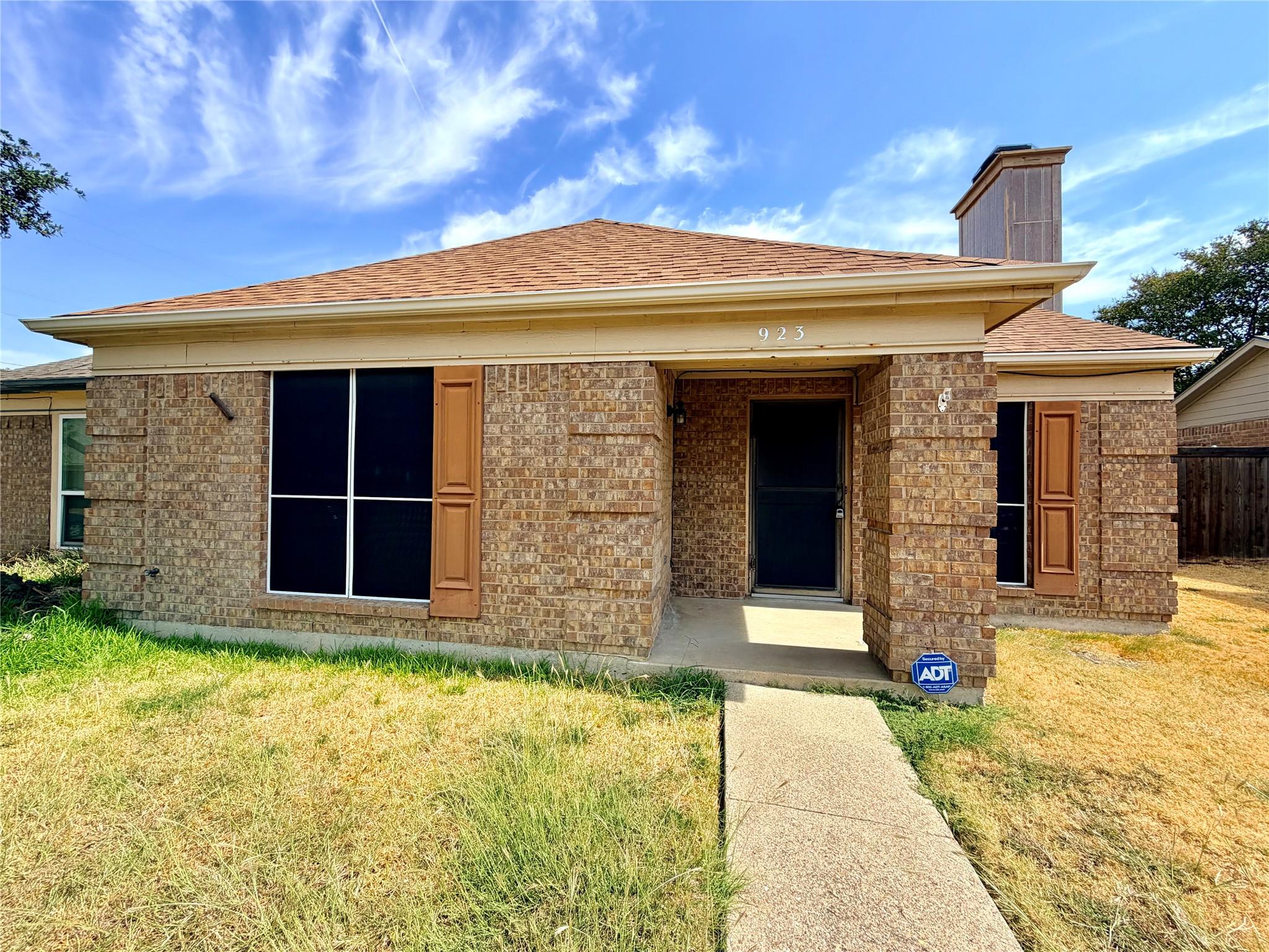 main property photo 1