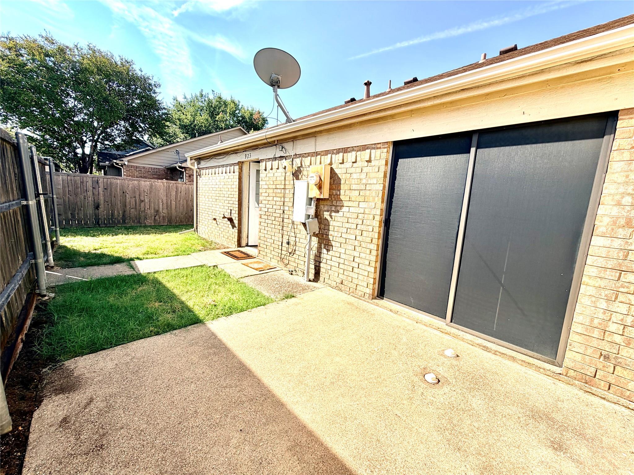main property photo 10
