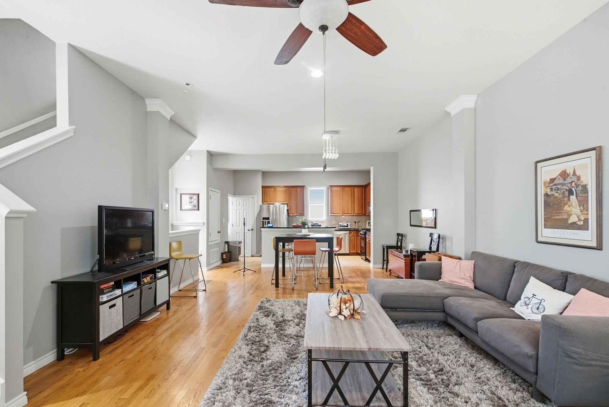 main property photo 13