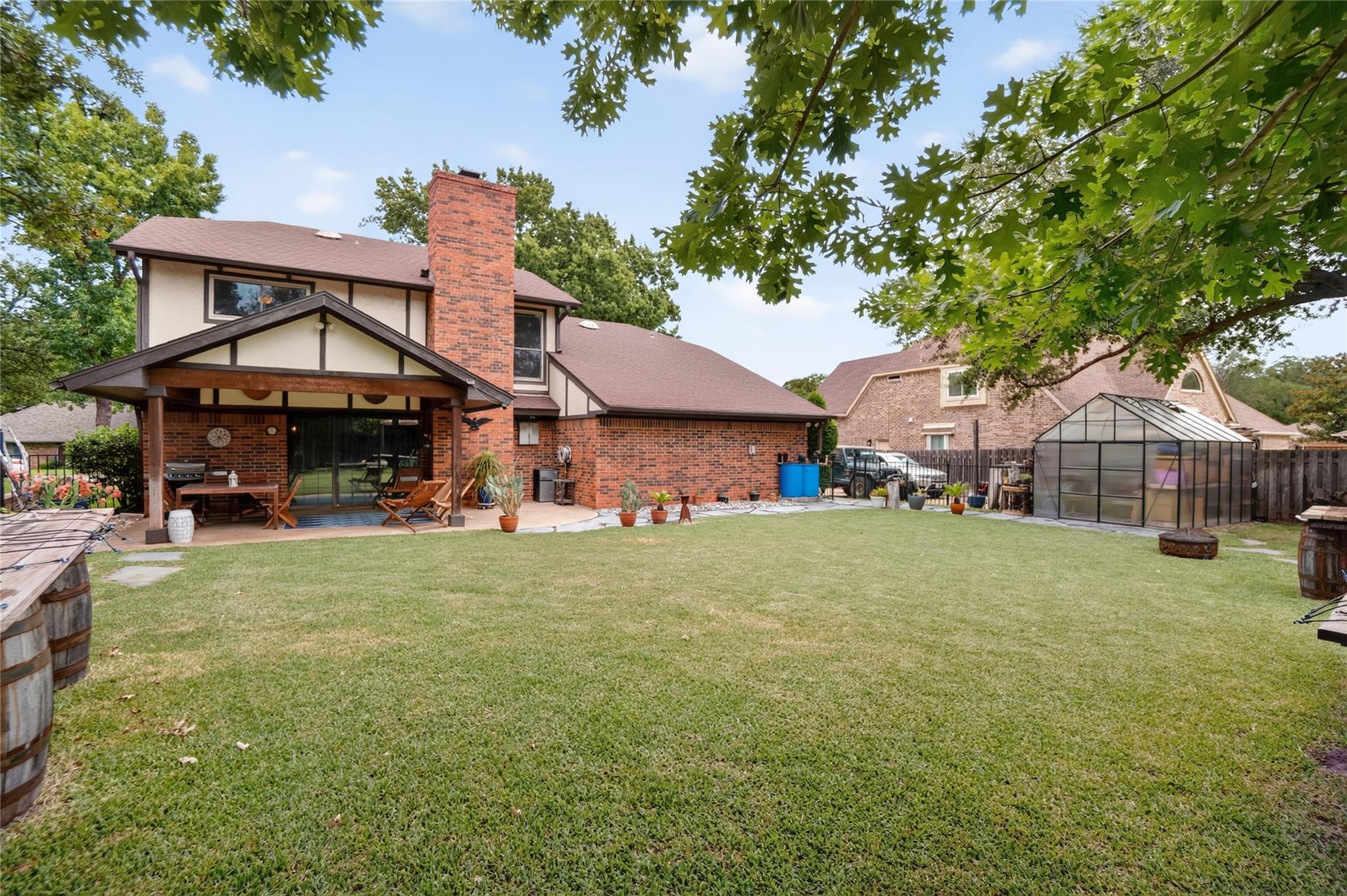 main property photo 5