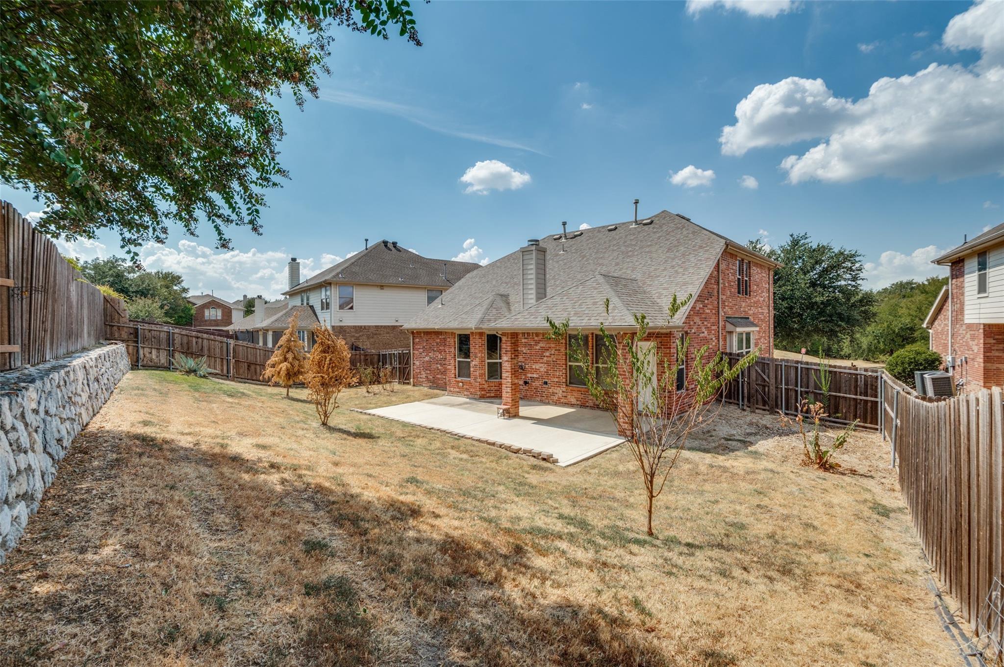 main property photo 24