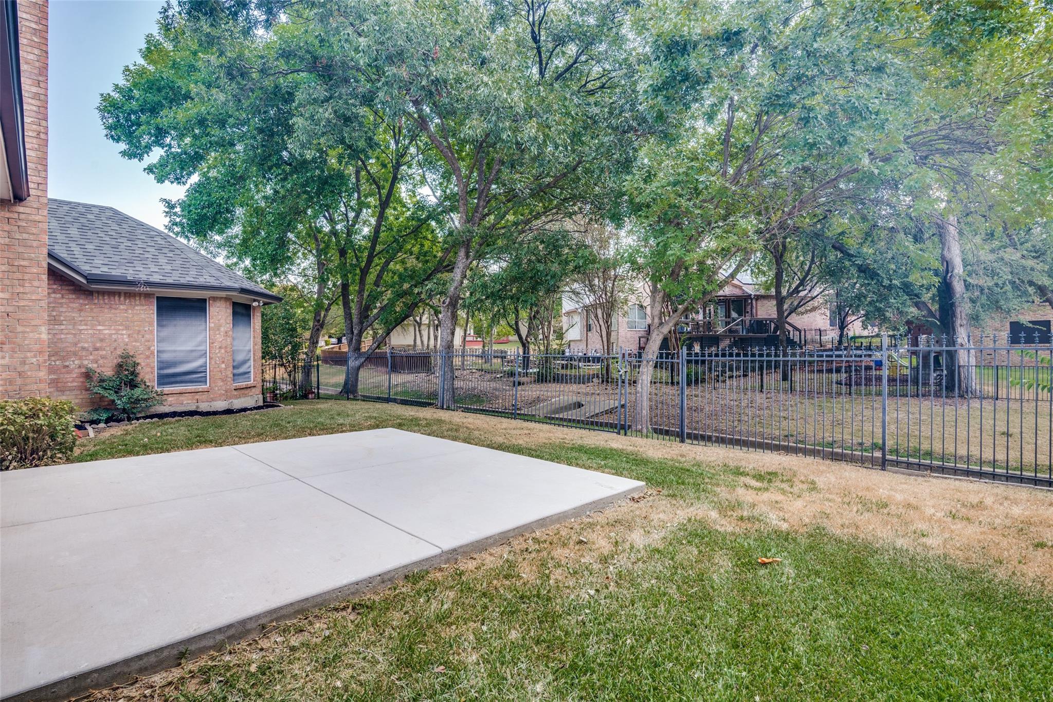 main property photo 21