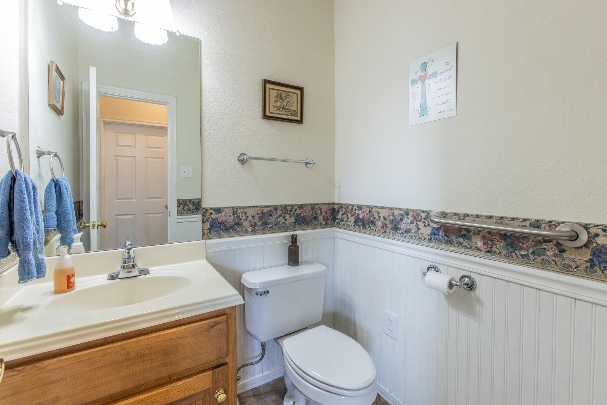 main property photo 16