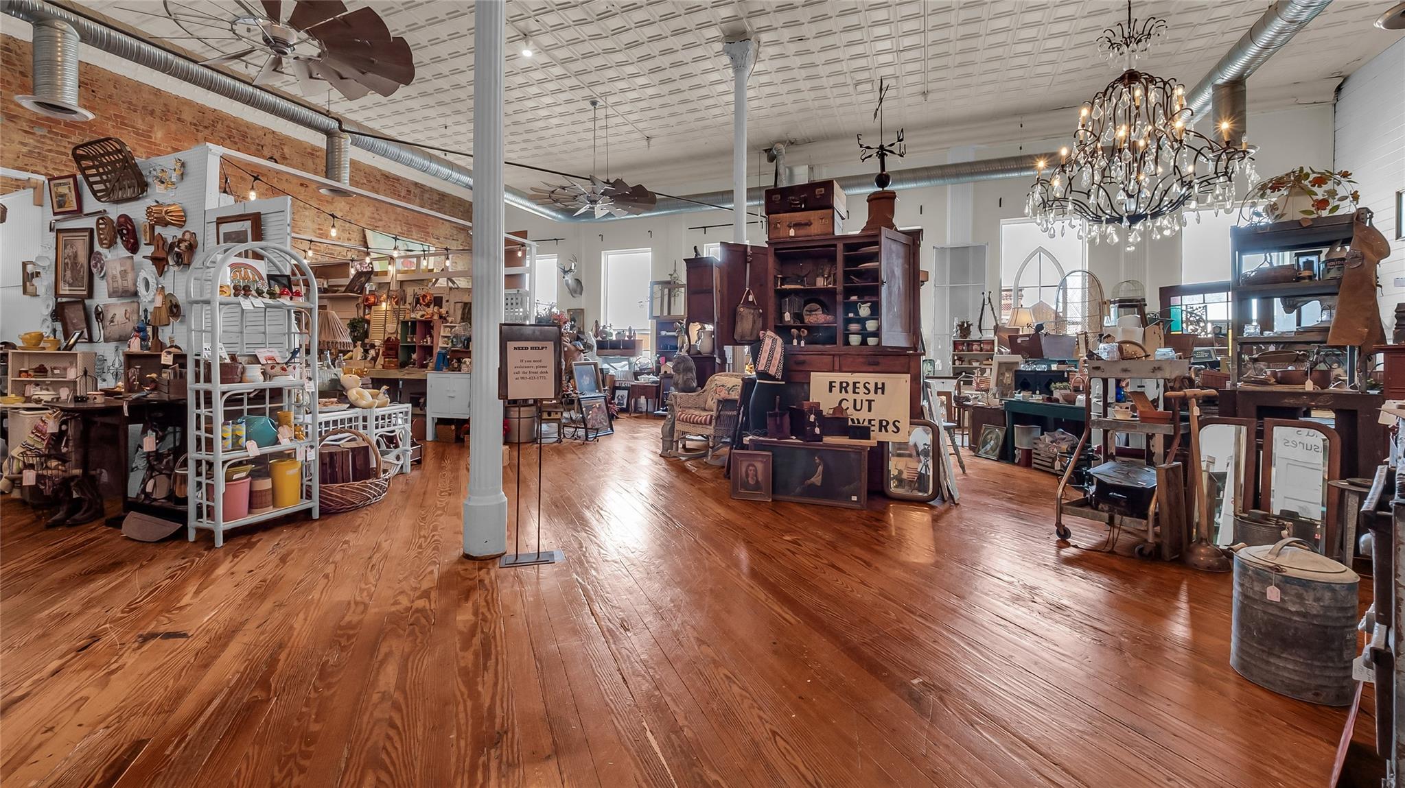 main property photo 18
