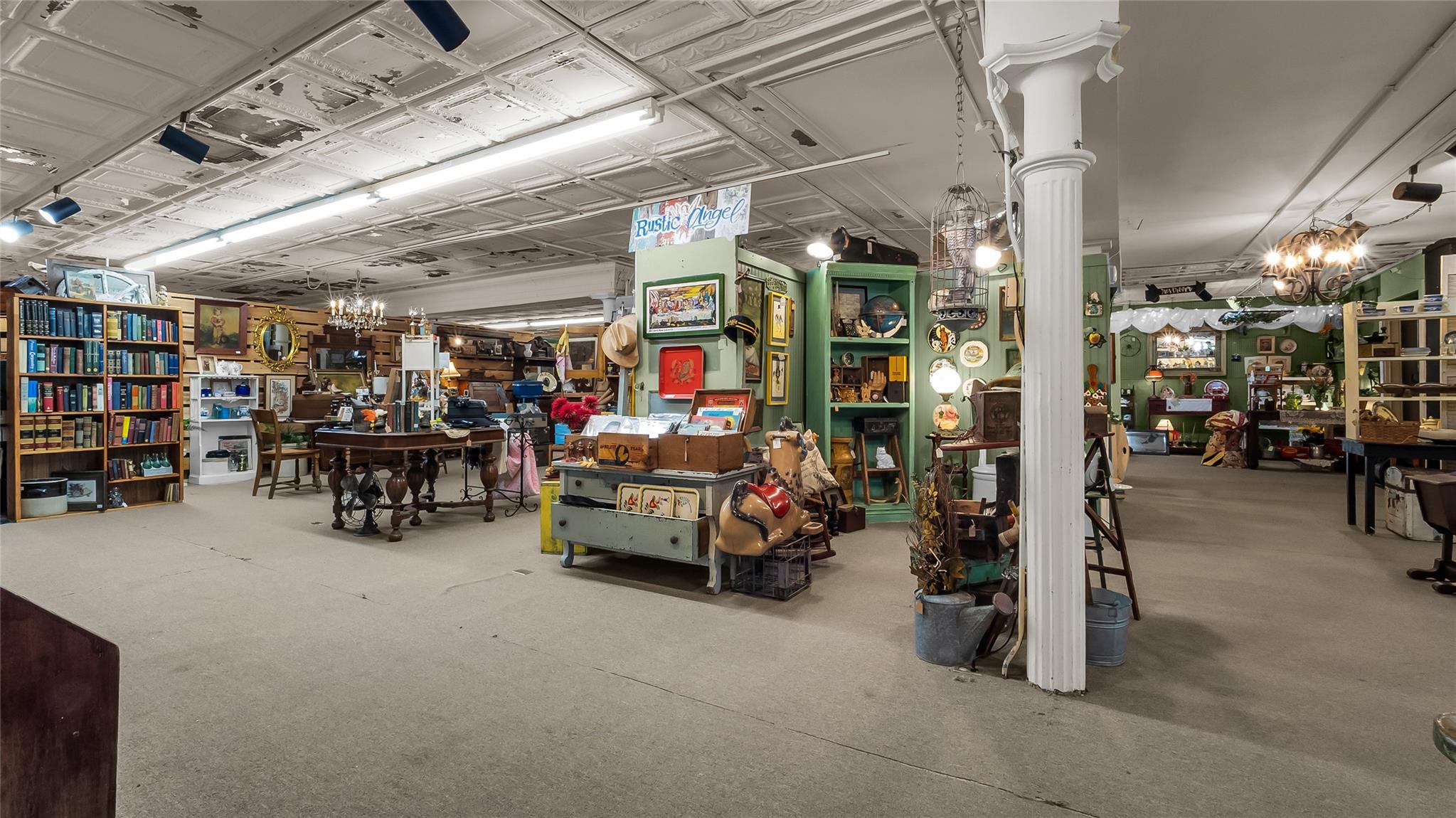 main property photo 23