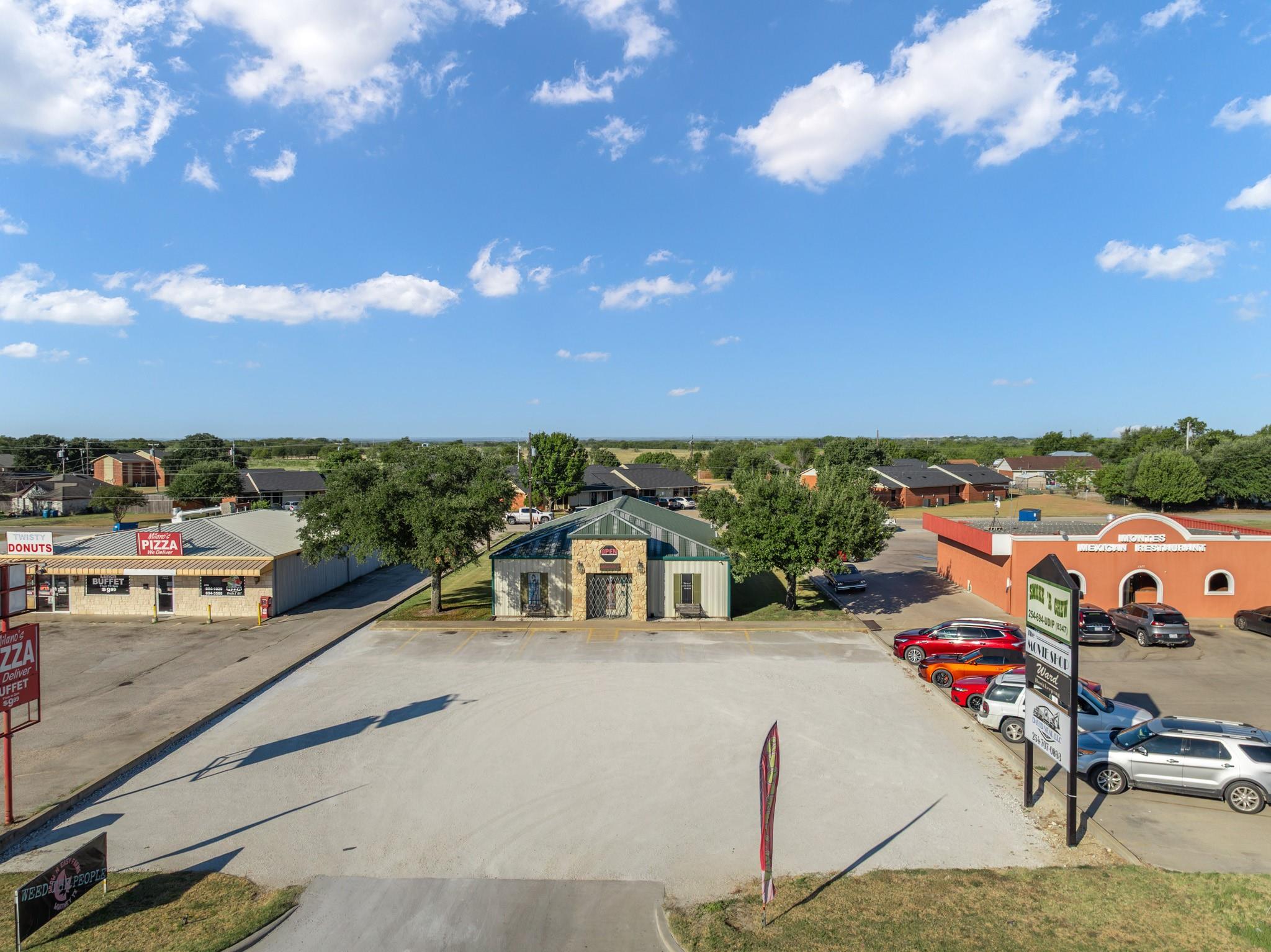 main property photo 30