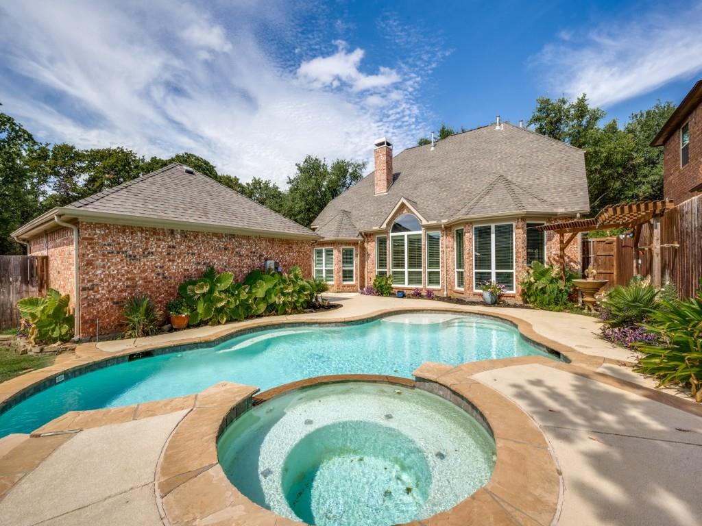 main property photo 32