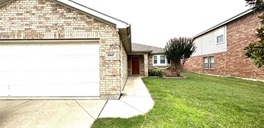 image of property with 3 Bed | 2 Bath | 1,545 Sqft