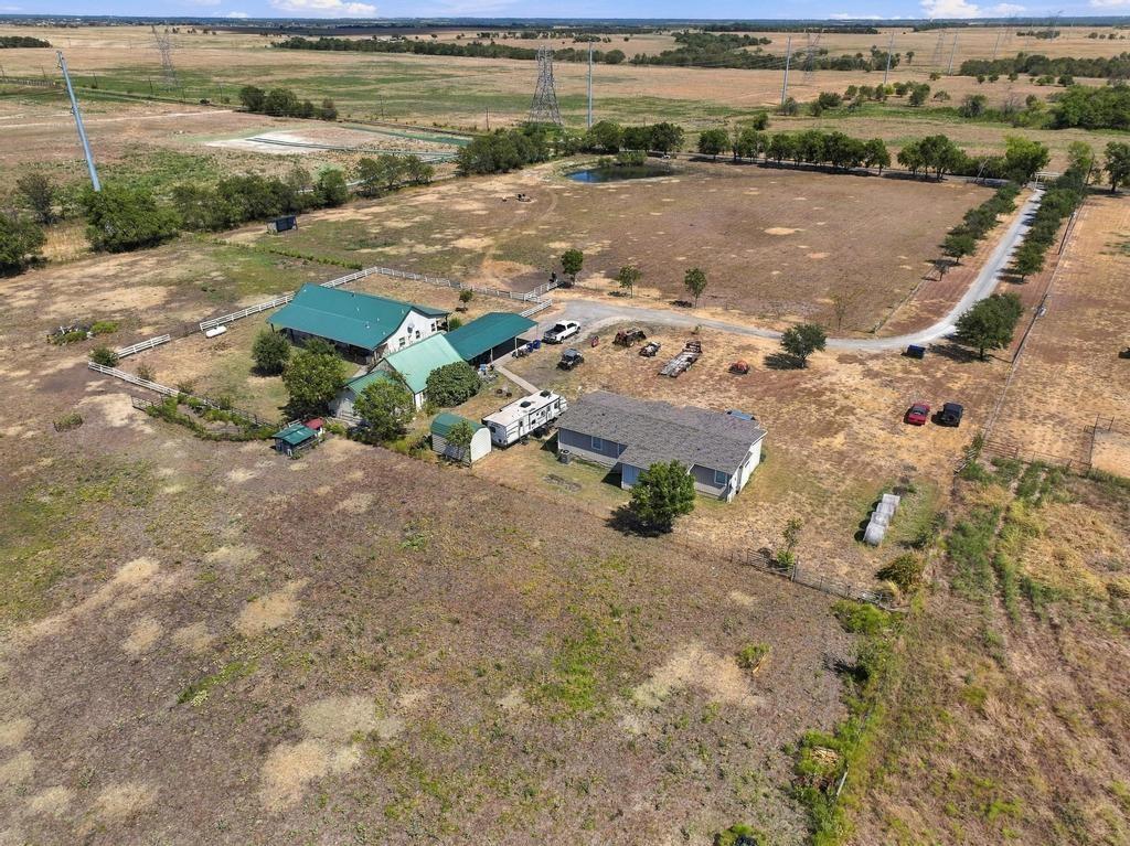 main property photo 11