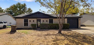 image of property with 3 Bed | 2 Bath | 1,305 Sqft