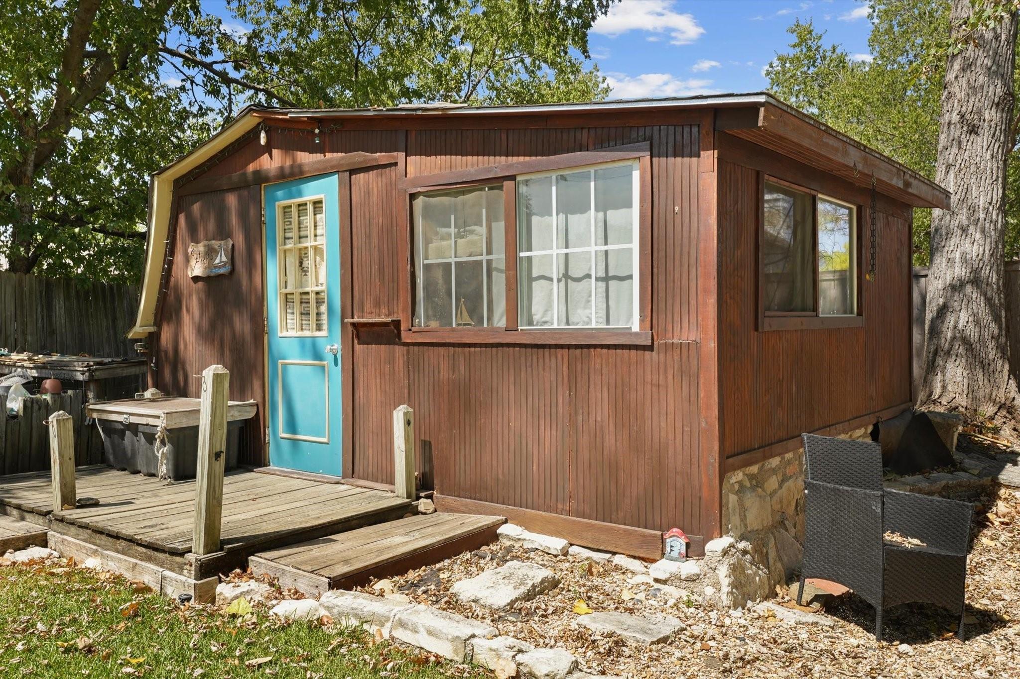main property photo 27