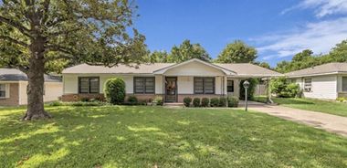 image of property with 3 Bed | 2 Bath | 1,678 Sqft