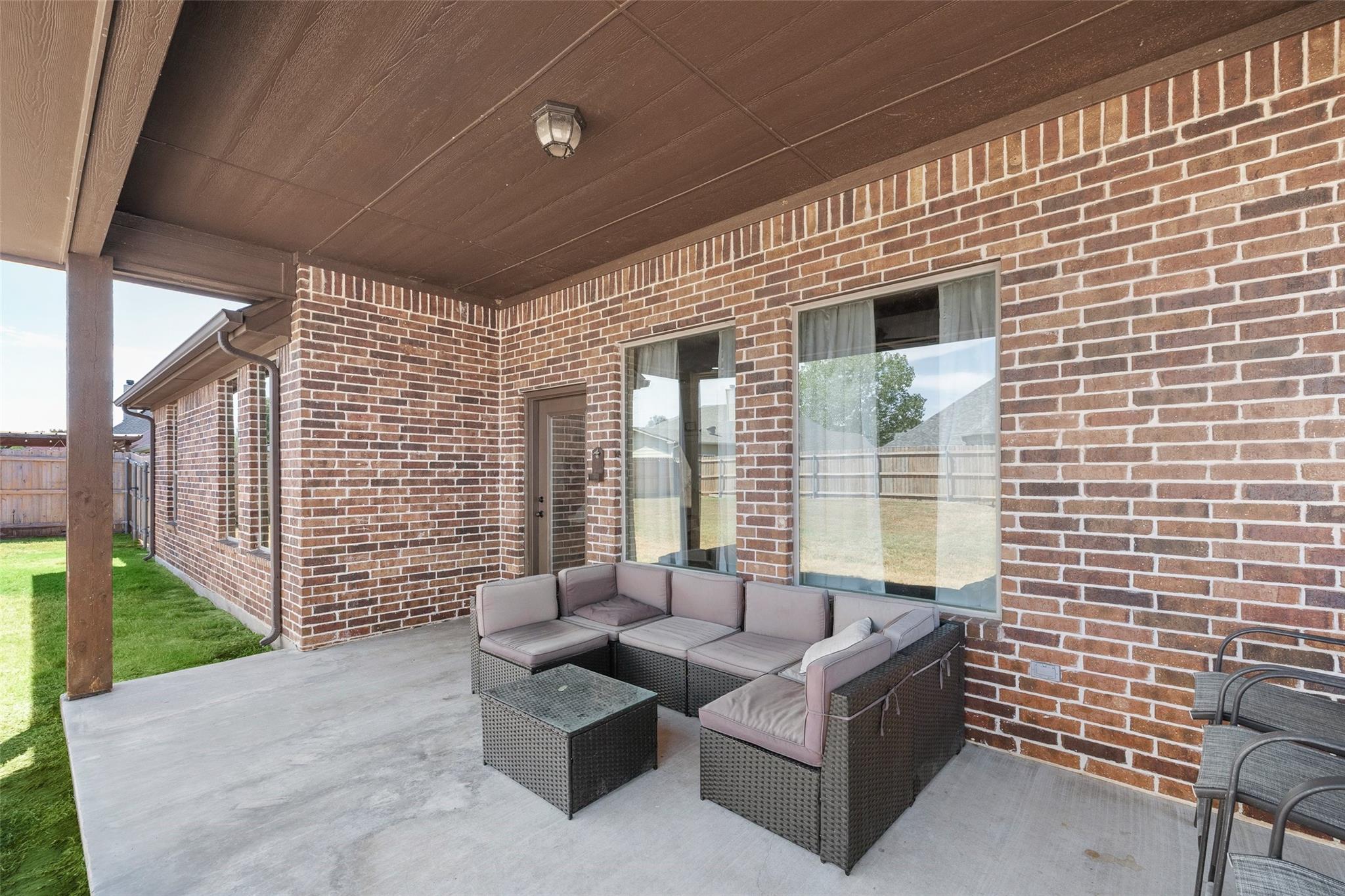 main property photo 38