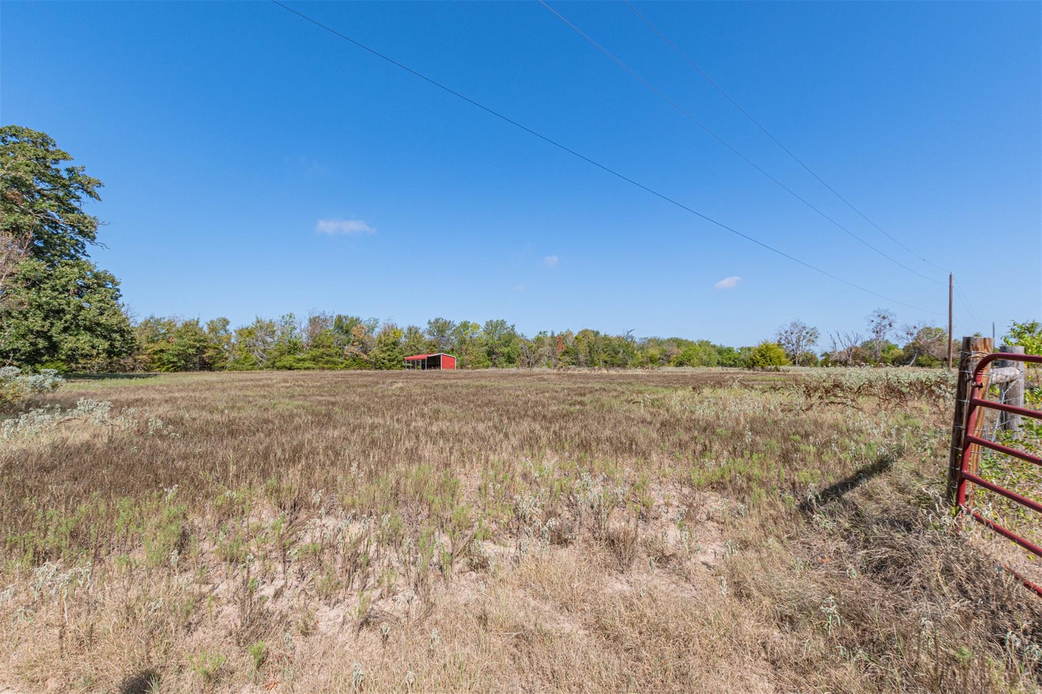 main property photo 32