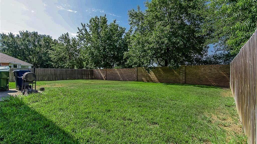 main property photo 9