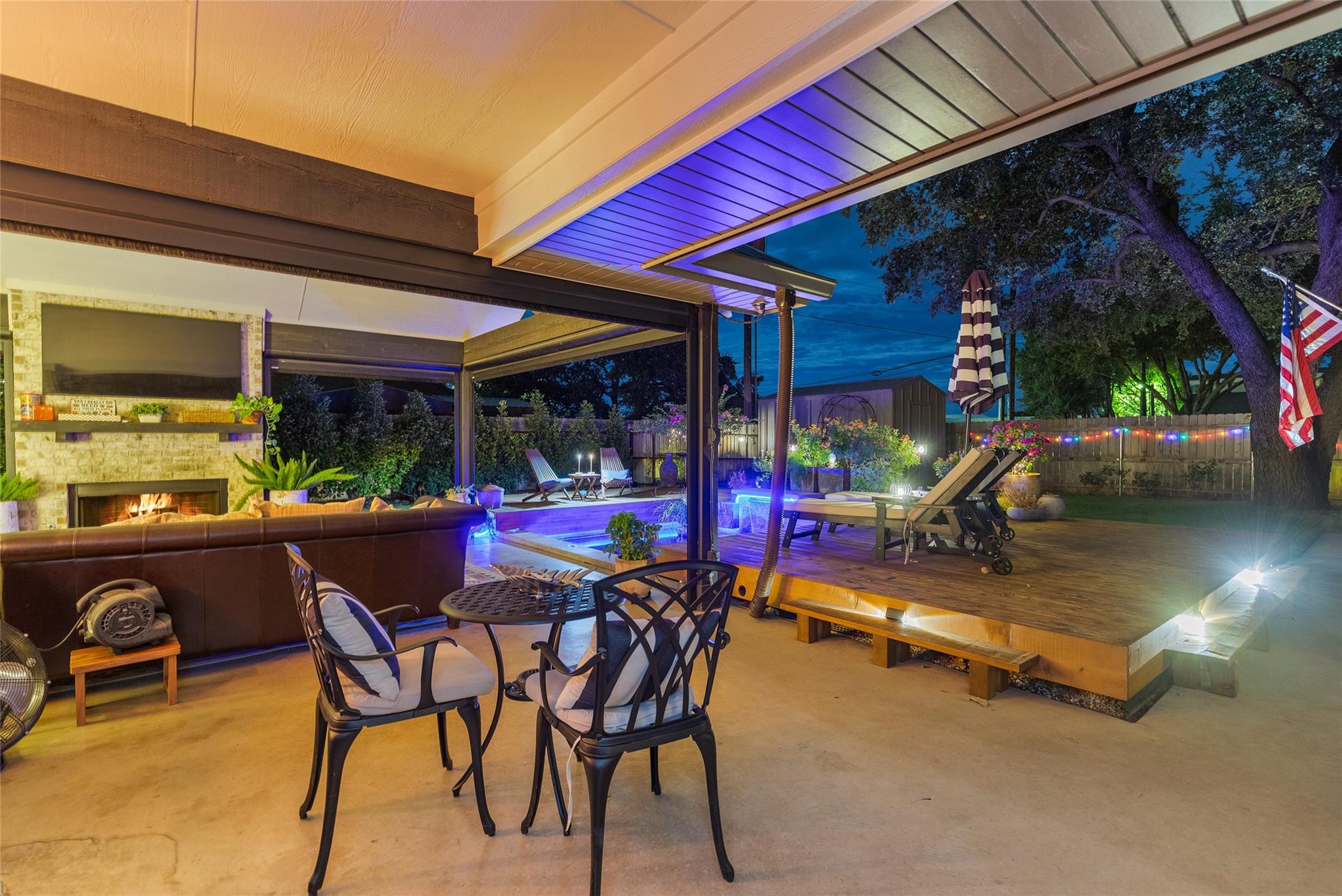 main property photo 29