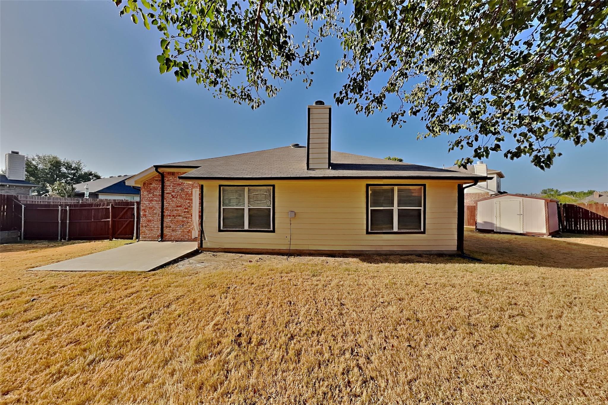 main property photo 17