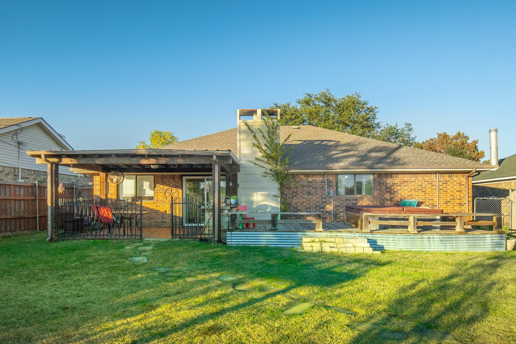 main property photo 20