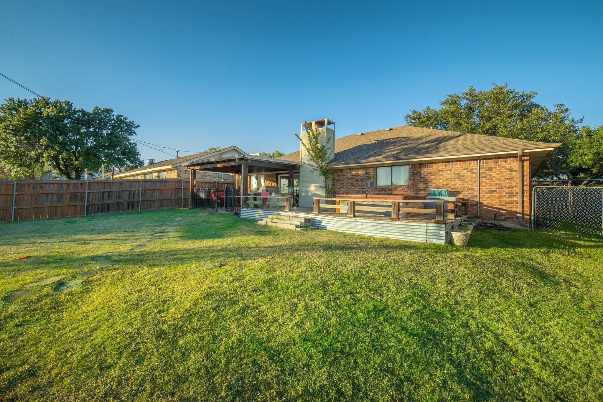main property photo 21