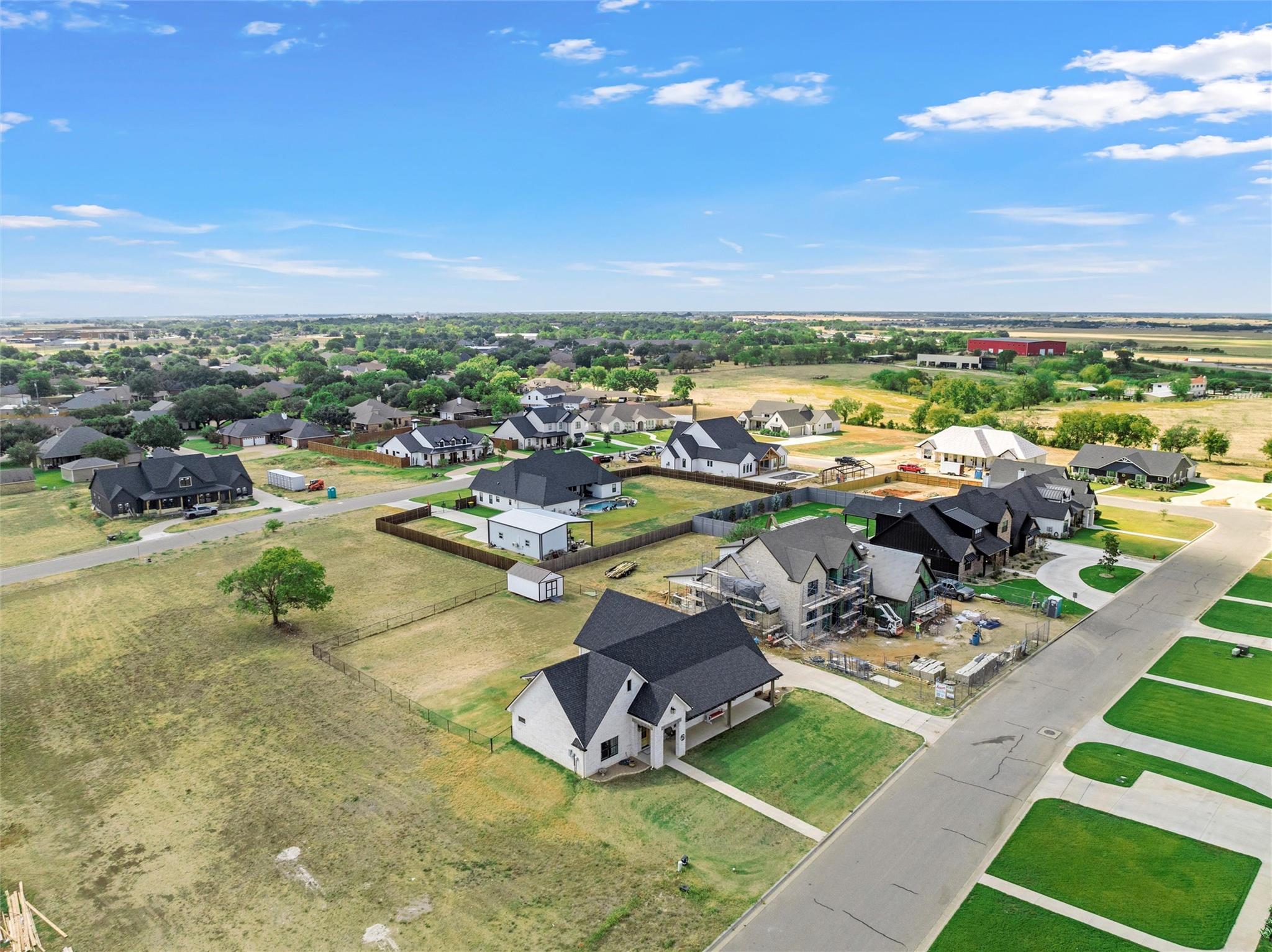 main property photo 37