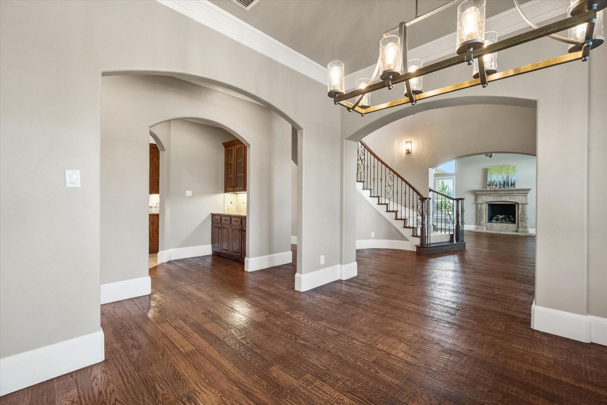 main property photo 10
