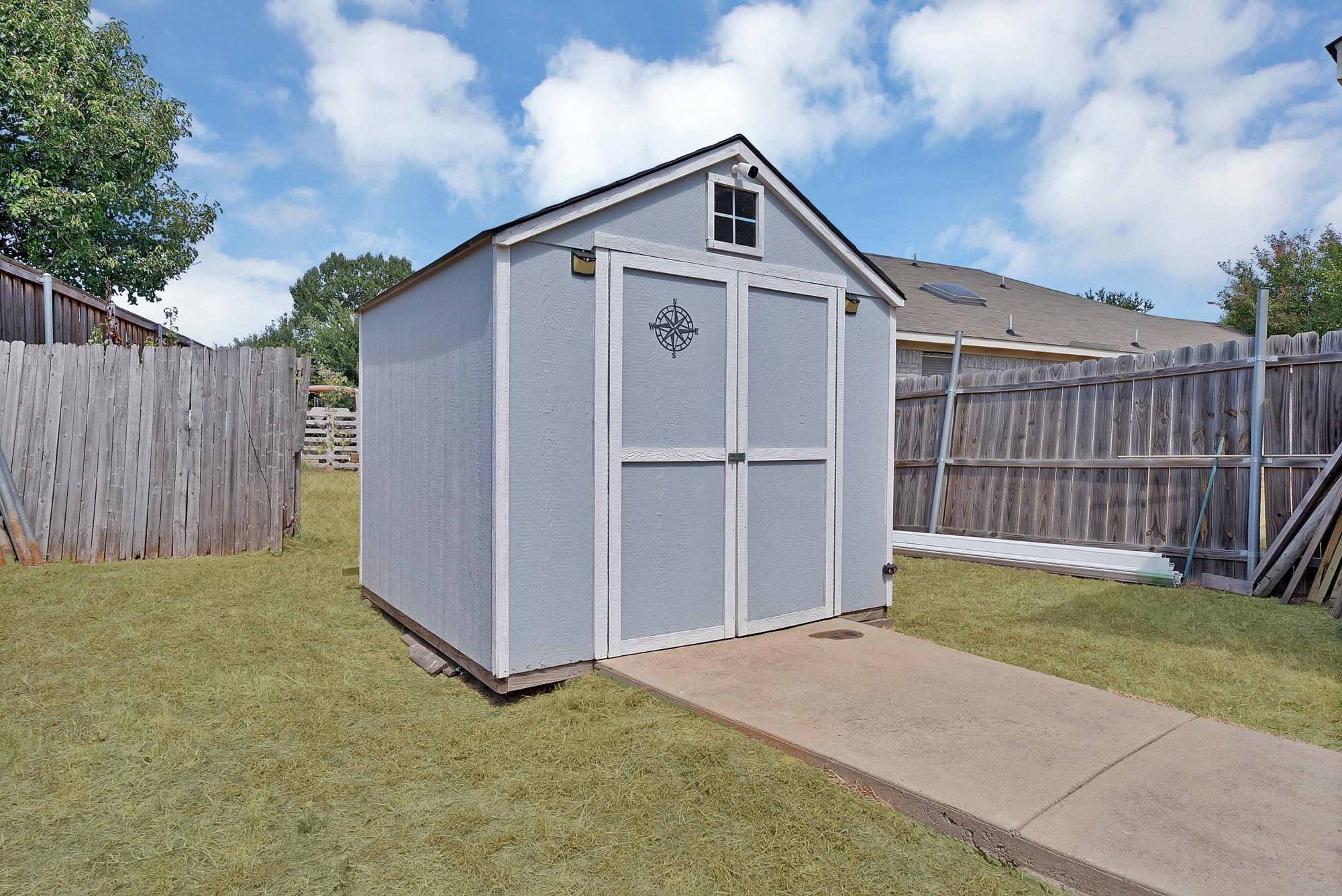 main property photo 39
