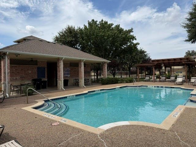 main property photo 23