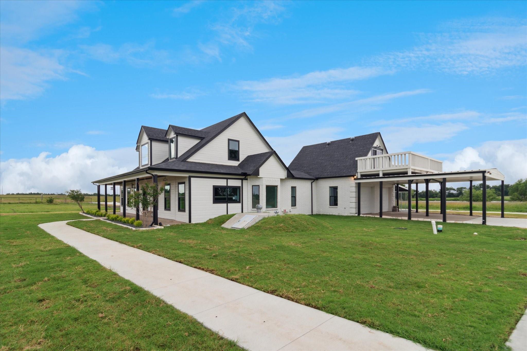 main property photo 32