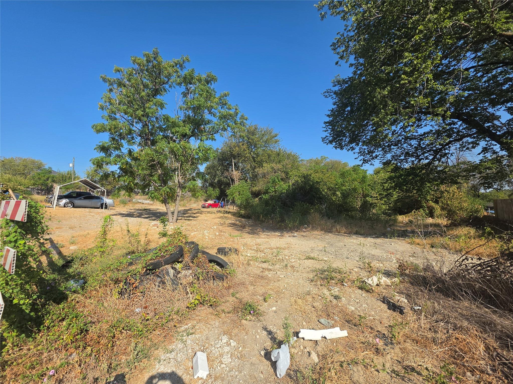 main property photo 4