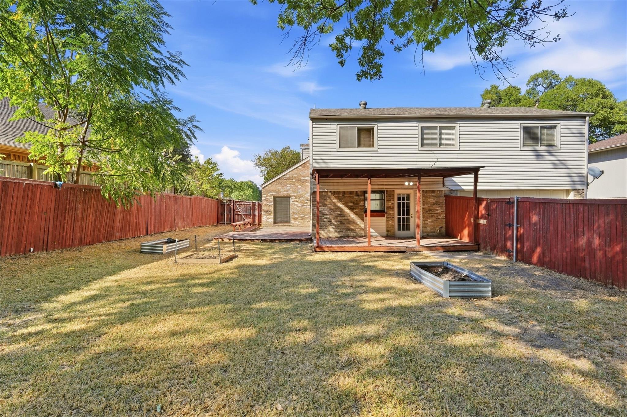 main property photo 17