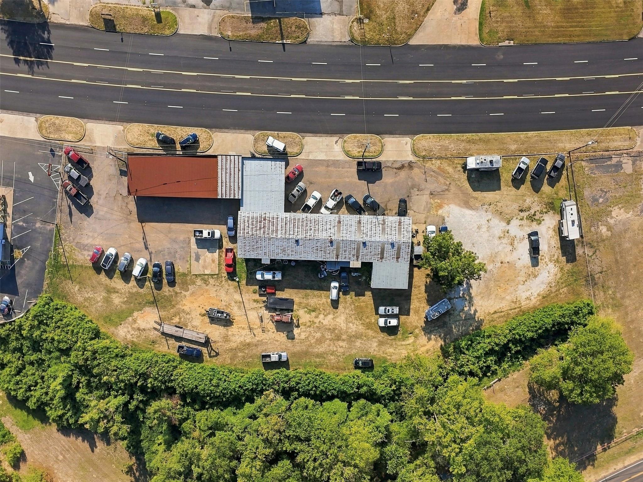 main property photo 7