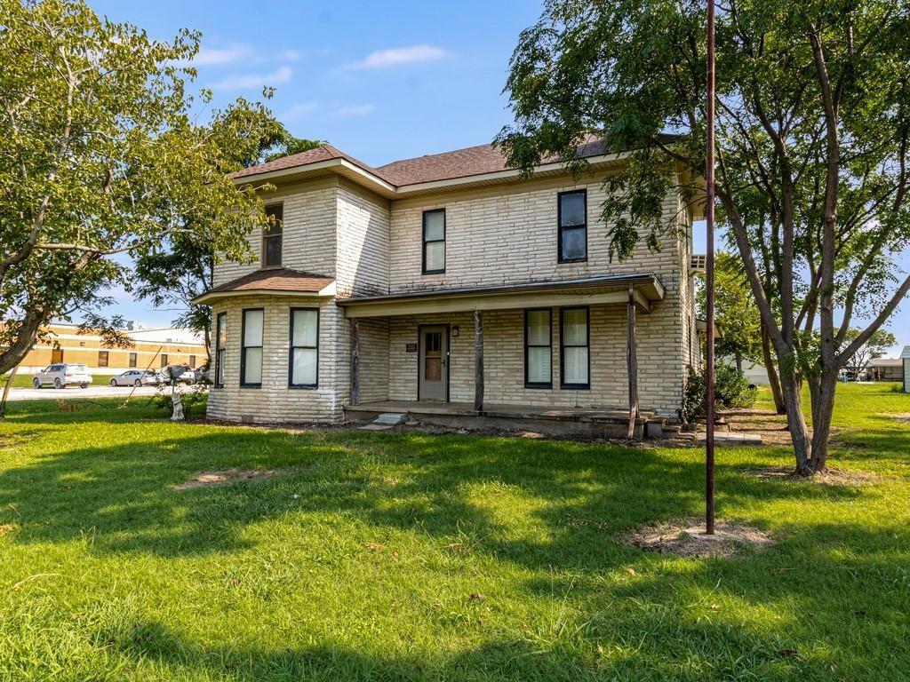 main property photo 8